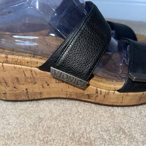 Vionic Pepper Black Leather Cork Wedge Sandals Women’s 9 Orthotic Comfort